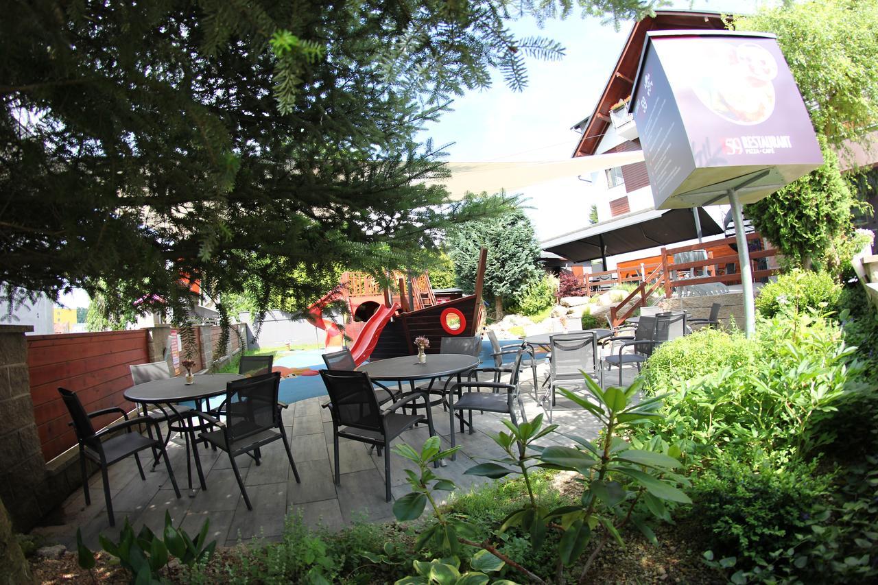 Apart Hotel Jablonec Jablonec nad Nisou Exterior photo